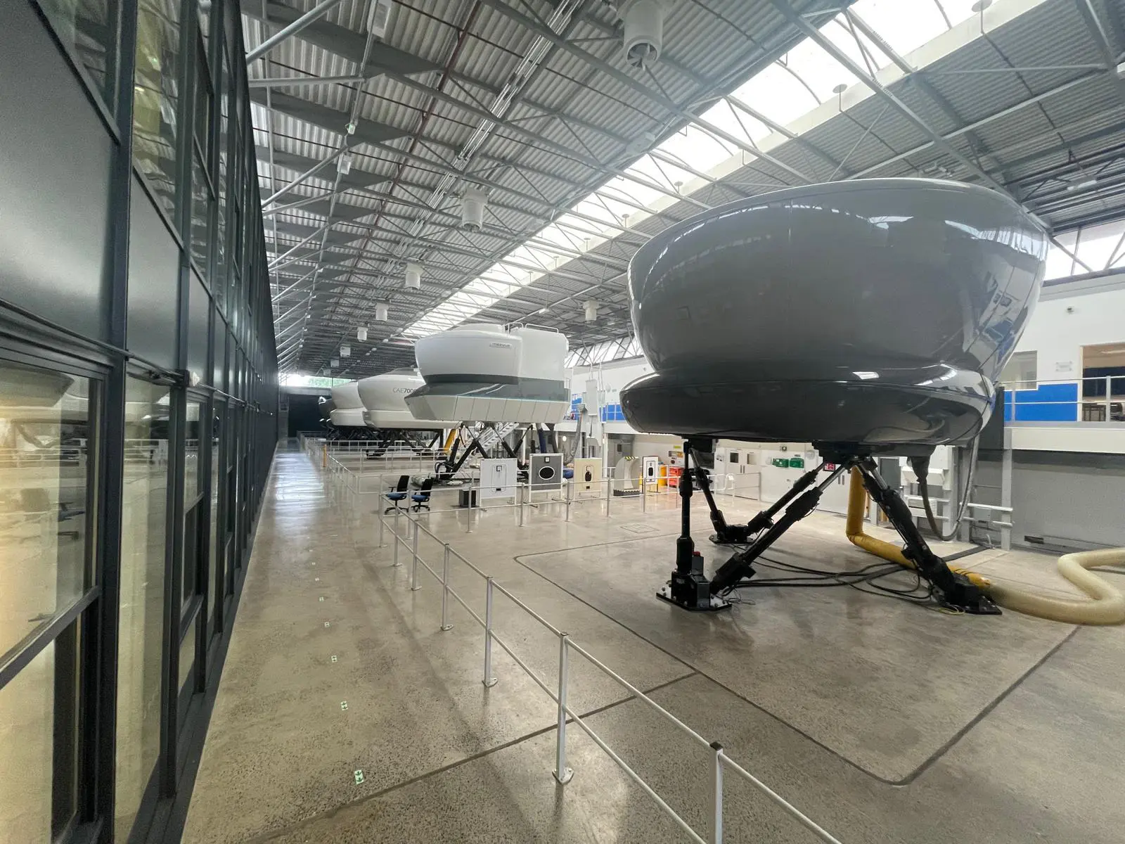 flight simulation devices