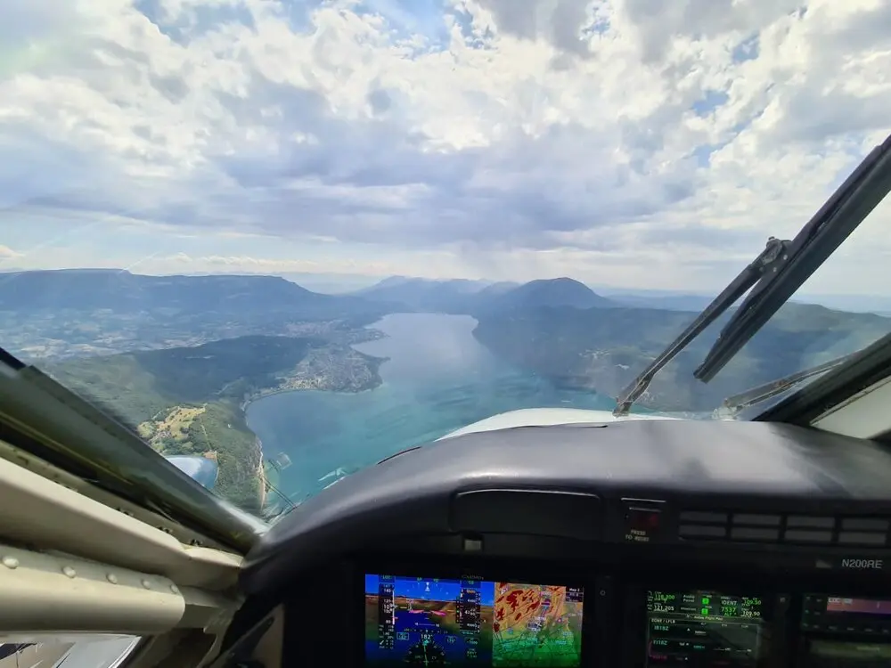 kingair plane view from cockpit in flight